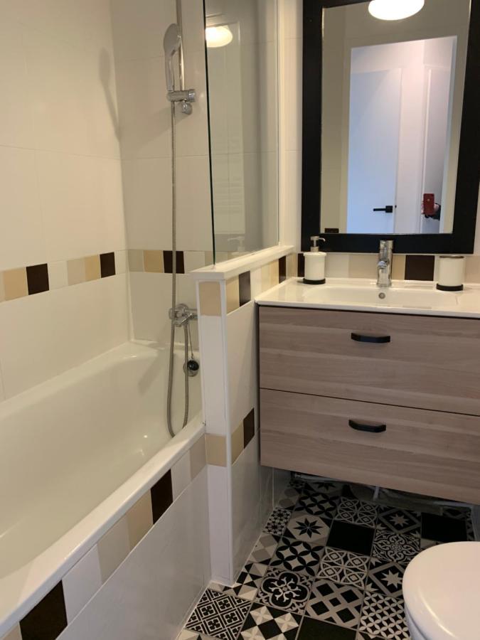 וילפראנש-סור-מר Appartement Agreable En Bord De Mer מראה חיצוני תמונה